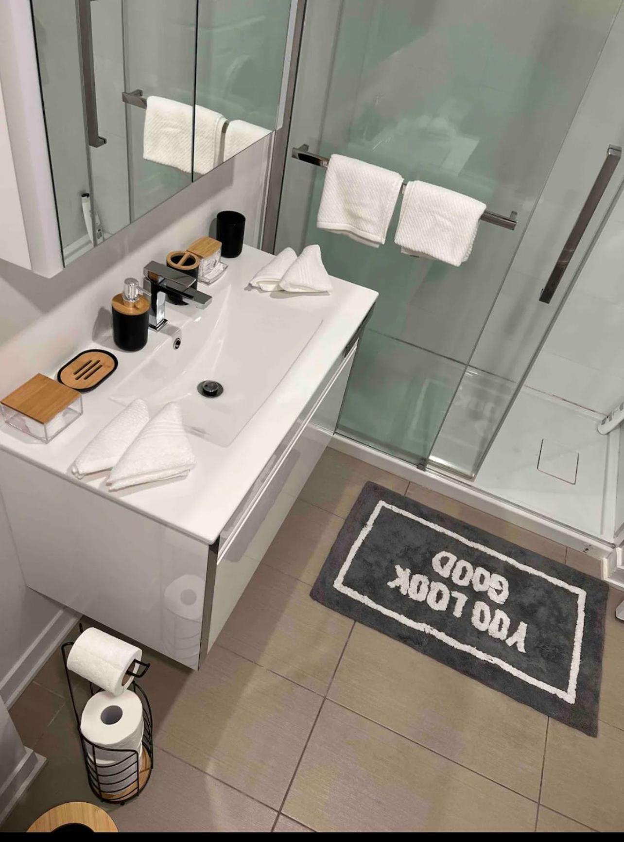 Condo In The Heart Of Downtown Montreal Luaran gambar